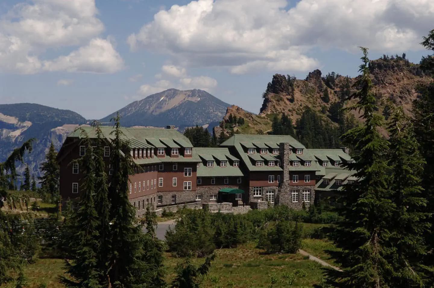 Crater Lake Lodge