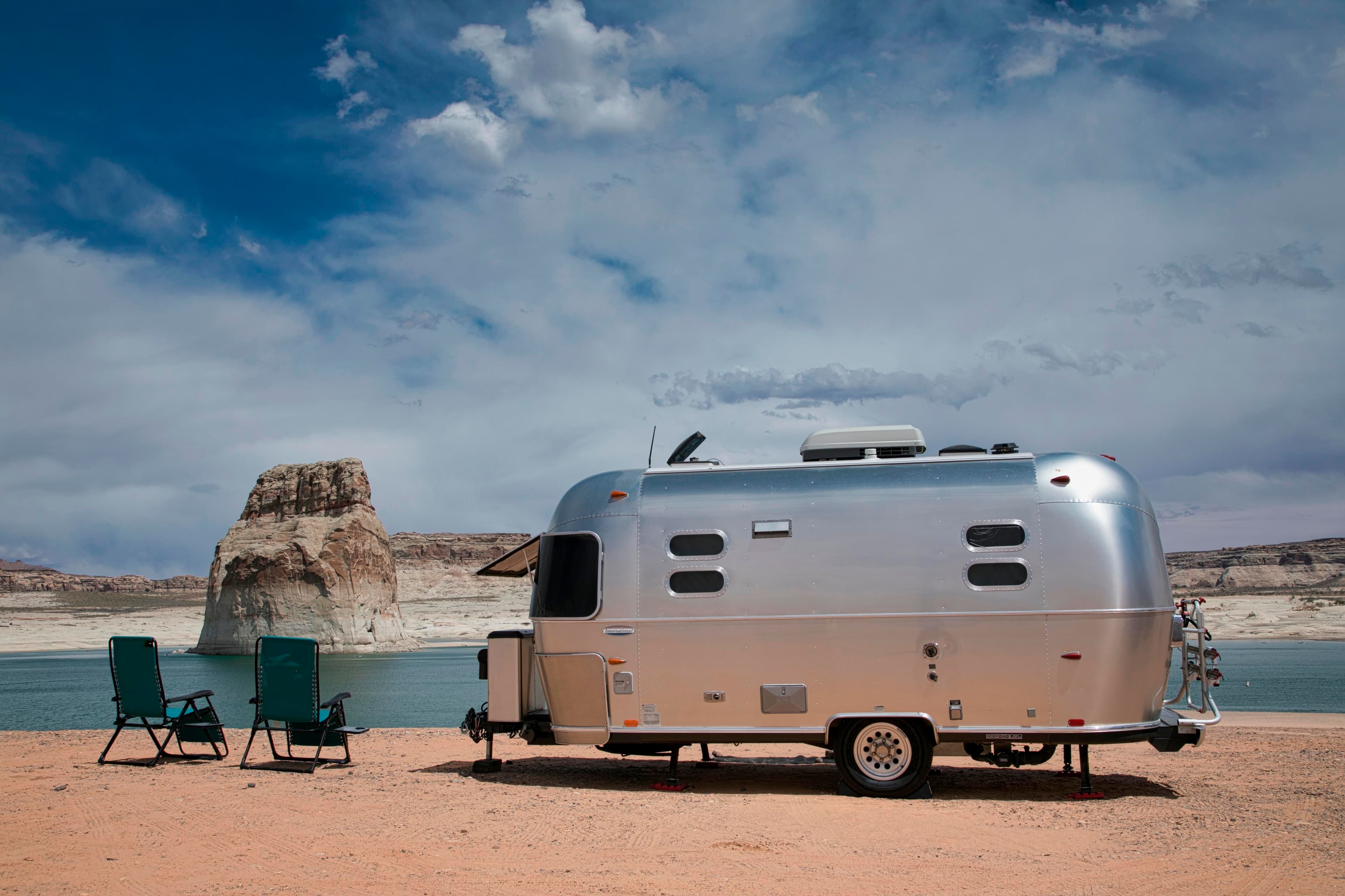 Lone Rock Beach Primitive Camping Area
