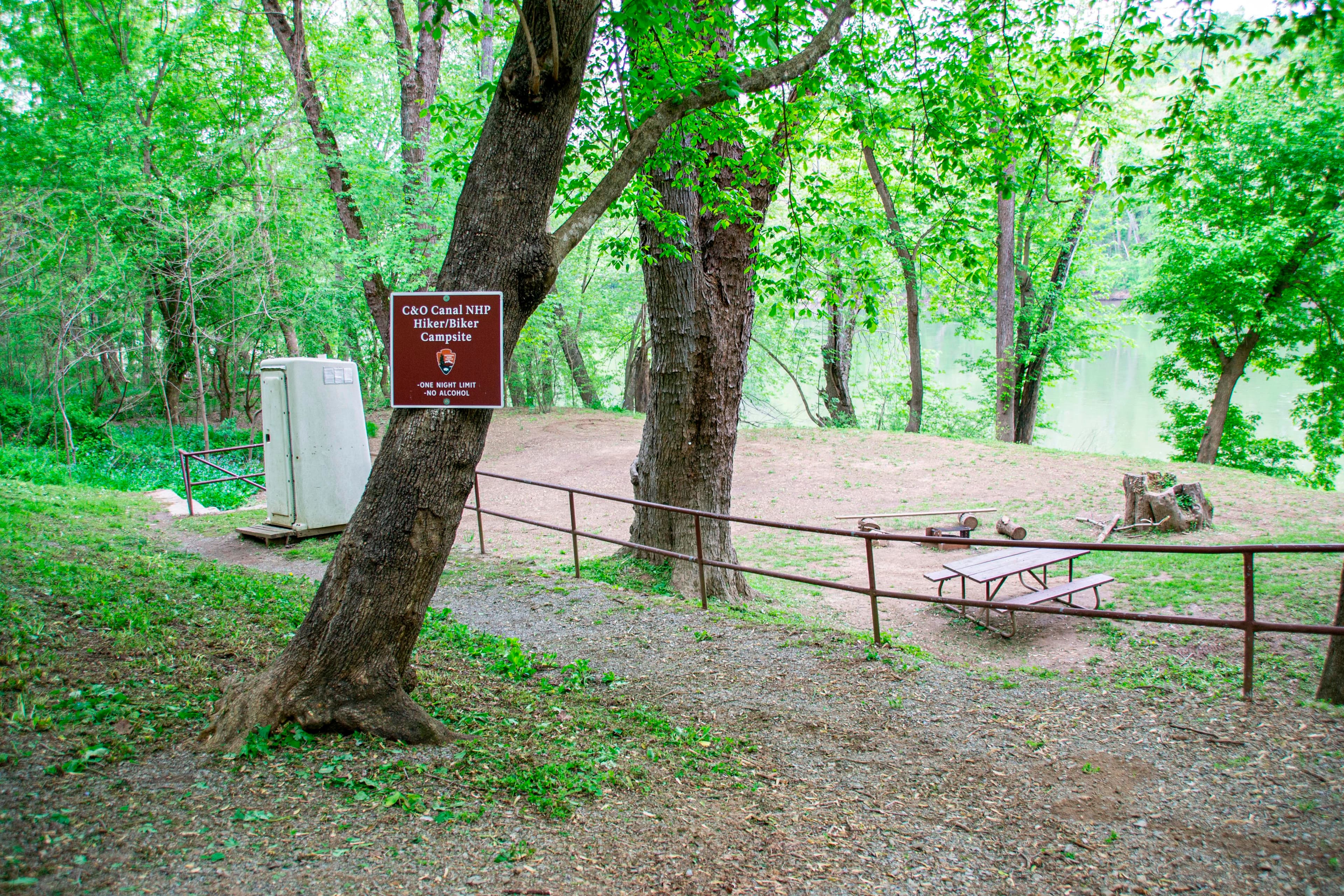 Horseshoe Bend Hiker-Biker Campsite