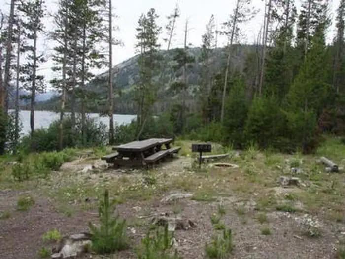 ALTURAS LAKE PICNIC AREA (ID)