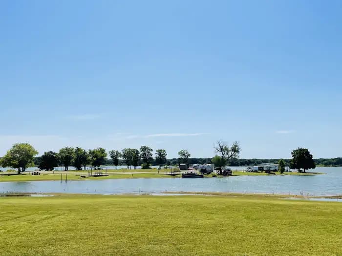 LAKESIDE (OK)