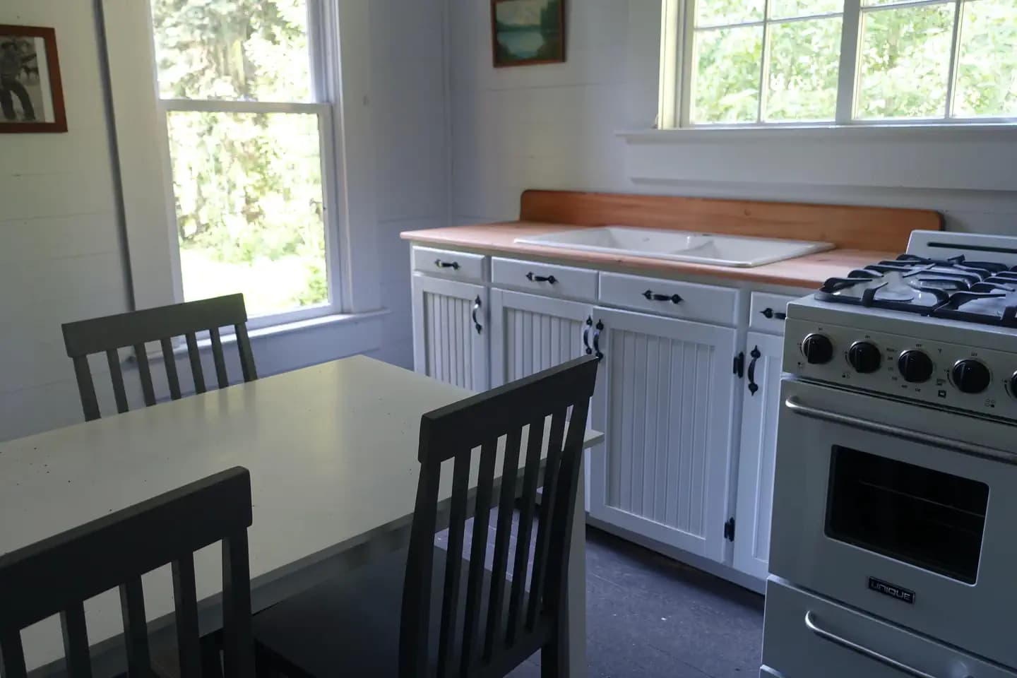 Gotchen Guard Station