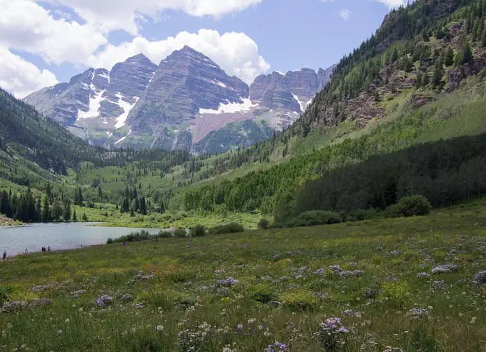 EAST MAROON PORTAL PICNIC SITE