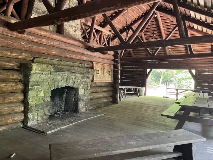 CAVE MOUNTAIN LAKE GROUP PICNIC SHELTER