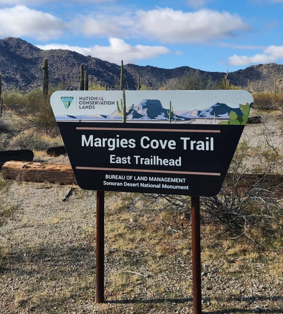 Margies Cove East Trailhead