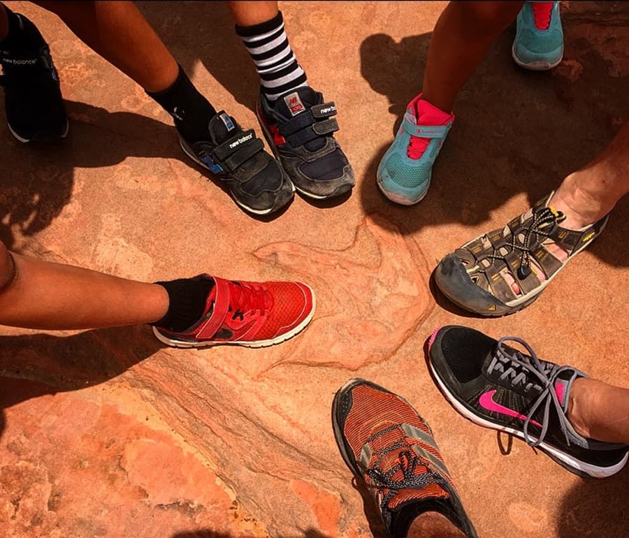 Moccasin Mountain Dinosaur Tracksite